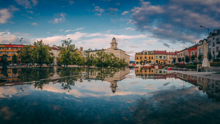 Gorlice. Do urzędu wpłynęła petycja o uznanie miasta za strefę przyjazną LGBTQ+