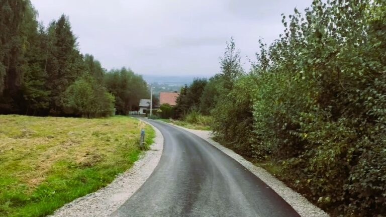 Nowa droga do miejsca, gdzie jest piękny widok na Nowy Sącz