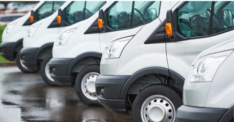 Biznes bez stresu: Auto na firmę – leasing, kredyt czy gotówka?