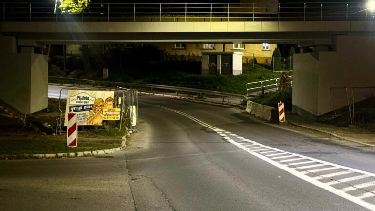 Jeden wiadukt otwierają, a drugi zamykają. Remont linii kolejowej wymusza nowe objazdy