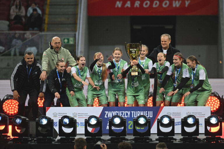 KS Starówka Nowy Sącz zwycięzcą ogólnopolskiego turnieju „Z orlika na stadion”!