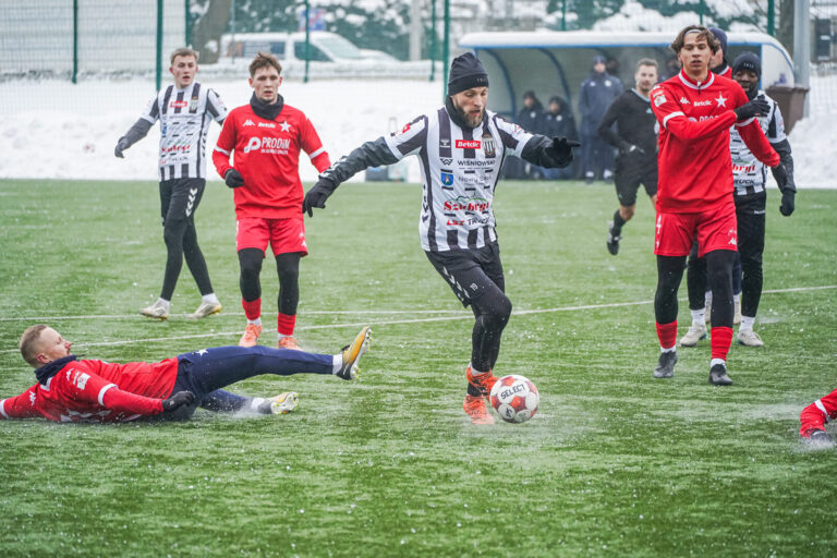 Cztery gole na początek. Sandecja pokonała Wisłę Kraków