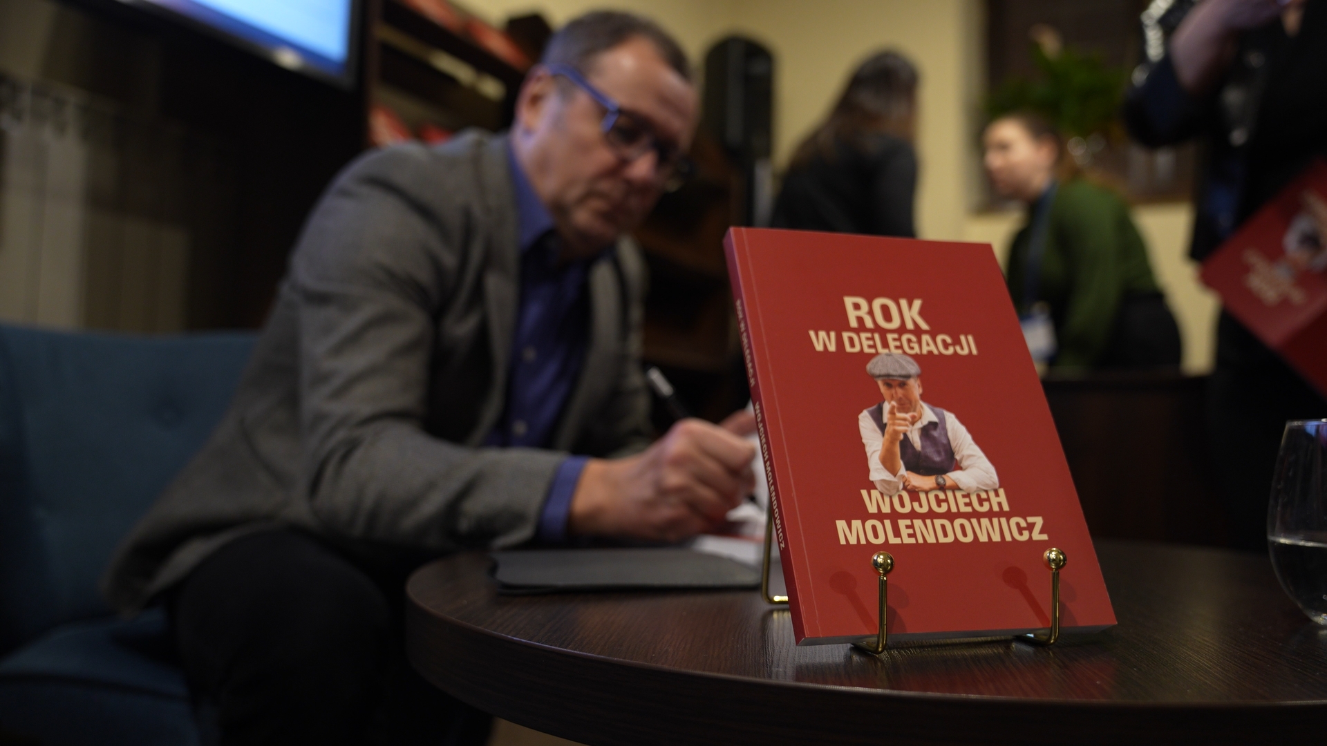 Rok w delegacji