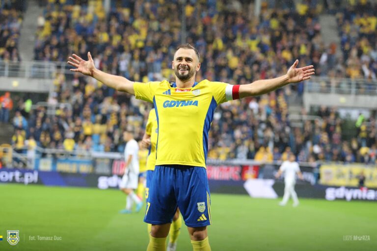 Napastnik chciał „miliony monet”. Sandecja powiedziała: stop