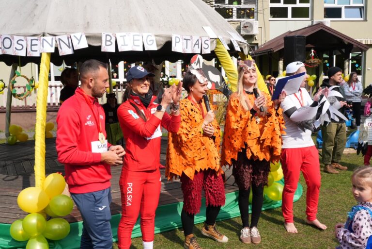 Ptasie przebrania i sportowe emocje! Tak przedszkolaki z „Danapisu” powitały wiosnę
