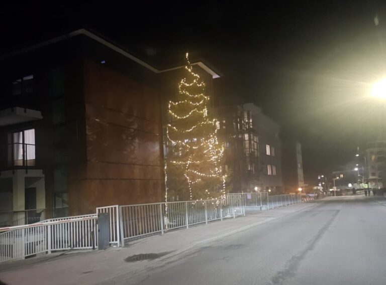 W Krynicy codziennie jest niedziela, czyli wielkanocna choinka