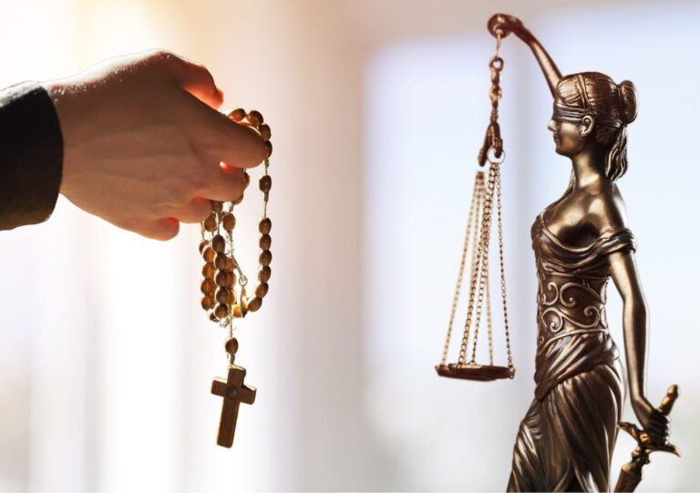 Były ksiądz z Sądecczyzny, któremu udowodniono molestowanie dzieci miał zeznawać w sądzie. Zasłabł