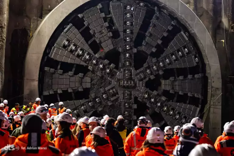 ,,Drill Jadzia drill”. Powstała piosenka o tarczy Jadwiga