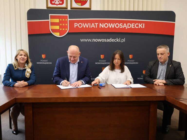 Umowa podpisana – będzie remont drogi powiatowej