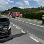 Zderzenie osobówek na DK75. Jedno auto w rowie