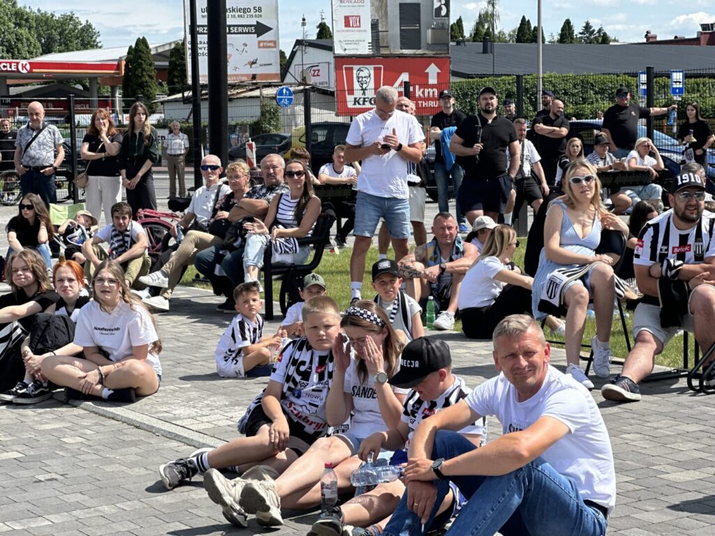 Mocną stroną Sandecji byli i są Kibice. Tak dopingowali w Nowym Sączu