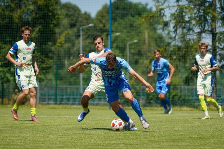 Sandecja remisuje z Hutnikiem w pierwszym letnim sparingu