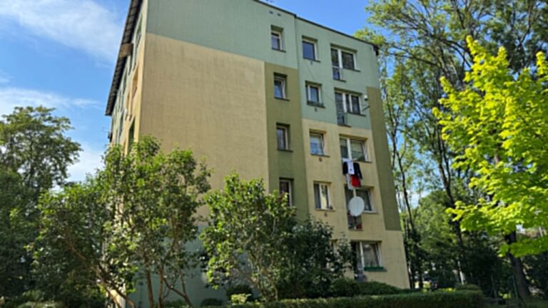 Nowy Sącz. Mieszkańcy bloku przeżywają gehennę. Końca nie widać, pomocy znikąd