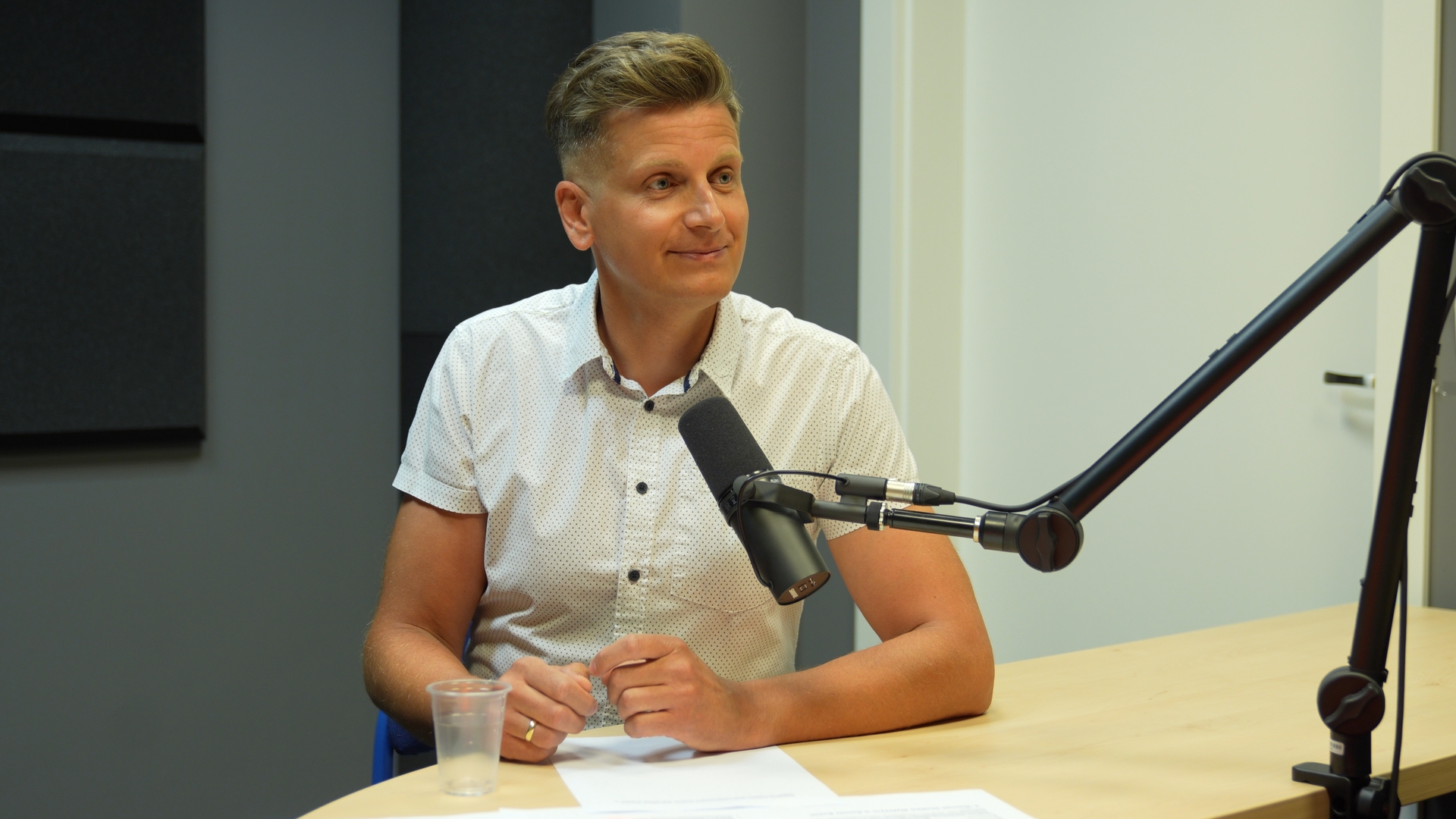 Czy w czasach sztucznej inteligencji studia nadal mają sens?